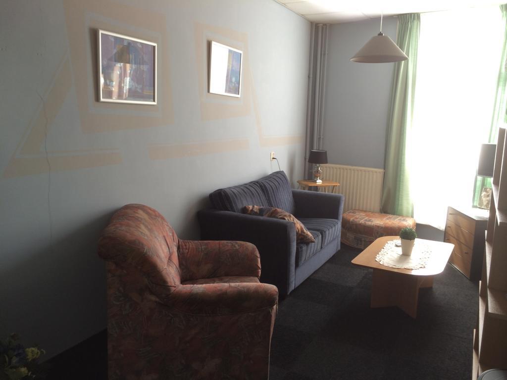 ברחן אופ זום Hotel De Blauwe Vogel מראה חיצוני תמונה